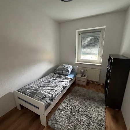 Monteurzimmer Fuer Bis Zu 4 Personen In Apartment *